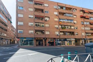 Flat  Avenida reyes católicos