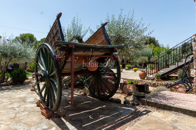 Foto cb45df2e-d332-4e21-89ba-642e90633061. Chalet en Hontoba