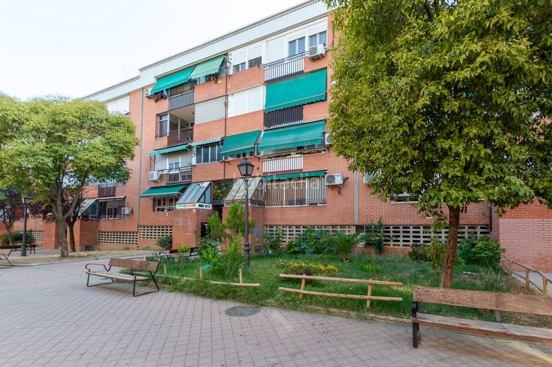 Foto 7b507f0d-dd7a-485d-8d83-36e131bac887. Flat in Pradolongo Madrid