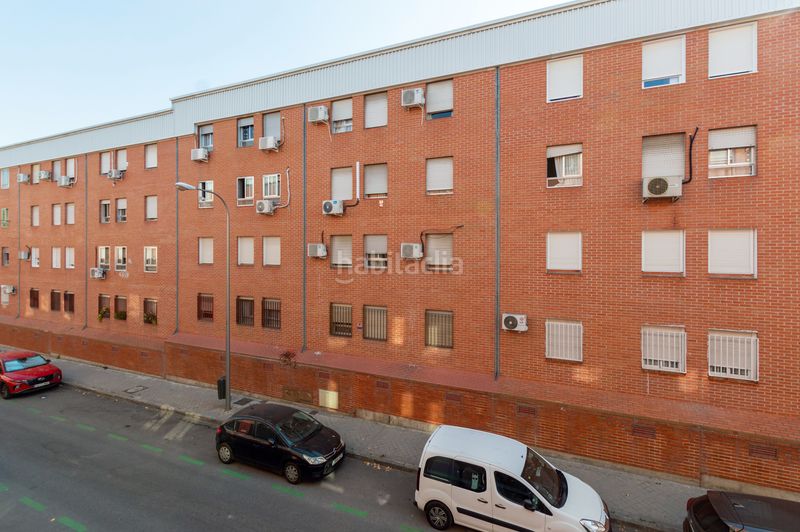 Foto d25c3917-2fc8-410f-a695-a4dd380b1141. Flat in Pradolongo Madrid