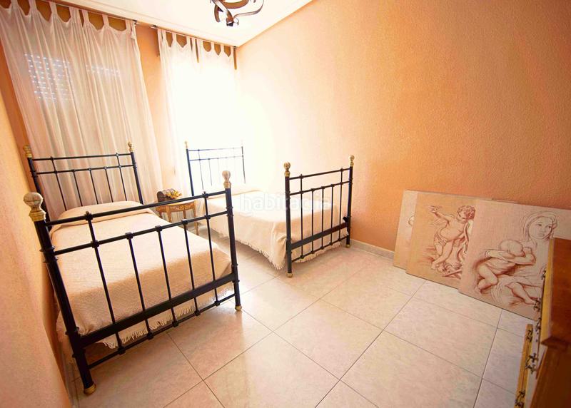 Foto 5a8108de-5878-4b62-a8fe-0f57dbf7fd8f. Chalet avec chauffage parking dans El Olivar-La Magdalena Colmenar Viejo