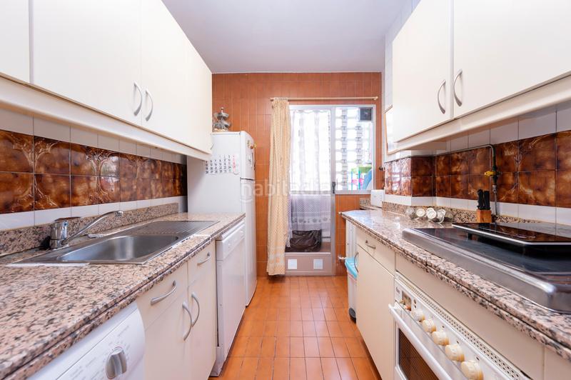 Foto 60cc6ec7-6d94-4f2d-8ee7-96480b79dfc5. Appartement dans plaza de los residenciales 11 dans Colmenar Viejo