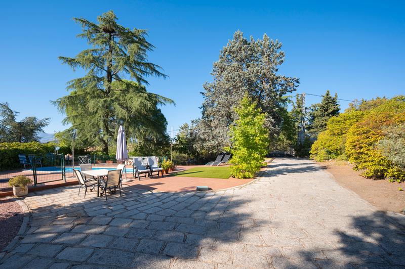 Foto c23ca803-4a89-4498-993f-2ad29bb51c67. Chalet mit kamin heizung pool in San Crispín-La Estación Consorcio Colmenar Viejo