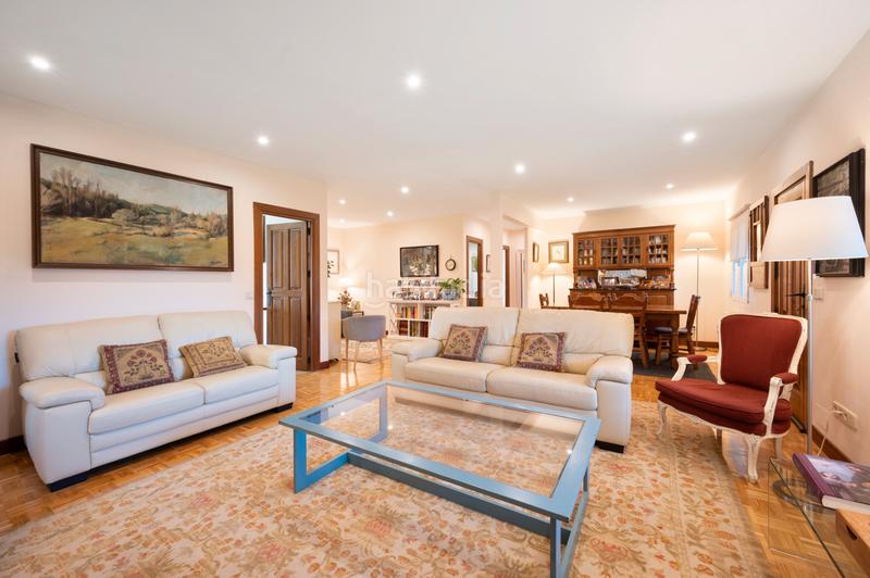 Foto f1f4a12b-3d72-4ef4-a3ff-133397e4b122. Chalet mit kamin heizung pool in San Crispín-La Estación Consorcio Colmenar Viejo