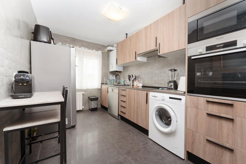 Foto 5165a3c2-ee25-4c56-859a-46a447bf2711. Pis amb calefacció a Centro Colmenar Viejo