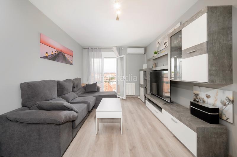 Foto b14852aa-63a9-4008-a3a2-b3674b46545c. Pis amb calefacció a Centro Colmenar Viejo