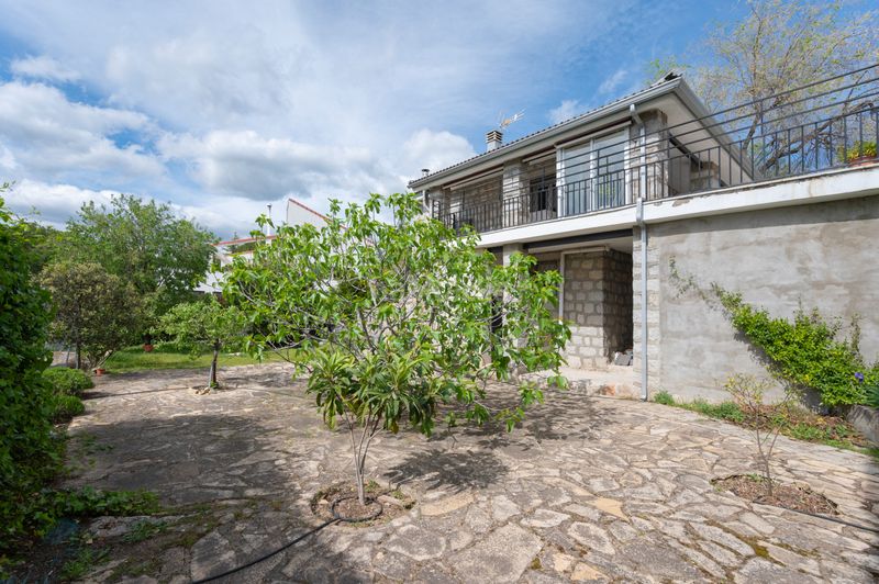 Foto 4d4c9792-fe2a-403d-8f92-17ce0a129752. Xalet amb calefacció aparcament a San Crispín-La Estación Consorcio Colmenar Viejo