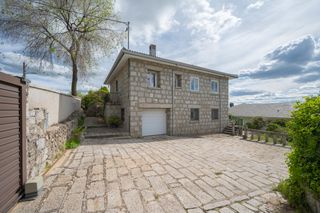 Chalet en San Crispín-La Estación Consorcio. Chalet individual
