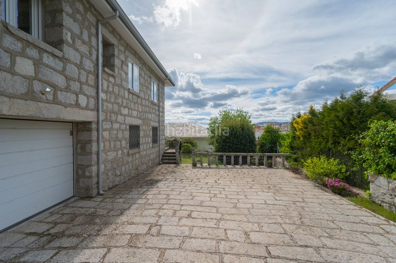 Foto ec552439-ae05-44e0-b32f-eb912cff9e0b. Xalet amb calefacció aparcament a San Crispín-La Estación Consorcio Colmenar Viejo
