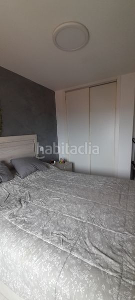 Foto 650673fe-0cb8-4bd2-9c7f-453d25f84277. Pis amb xemeneia calefacció a Centro Colmenar Viejo