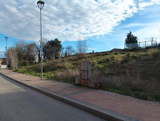 Terreno residencial en Calle Arroyo del Pozanco 5