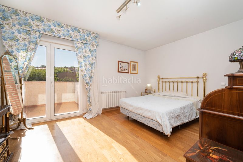 Foto a7e0da11-55ad-4cb7-9b45-e6dee38d3bbc. Casa adossada amb calefacció a El Olivar-La Magdalena Colmenar Viejo