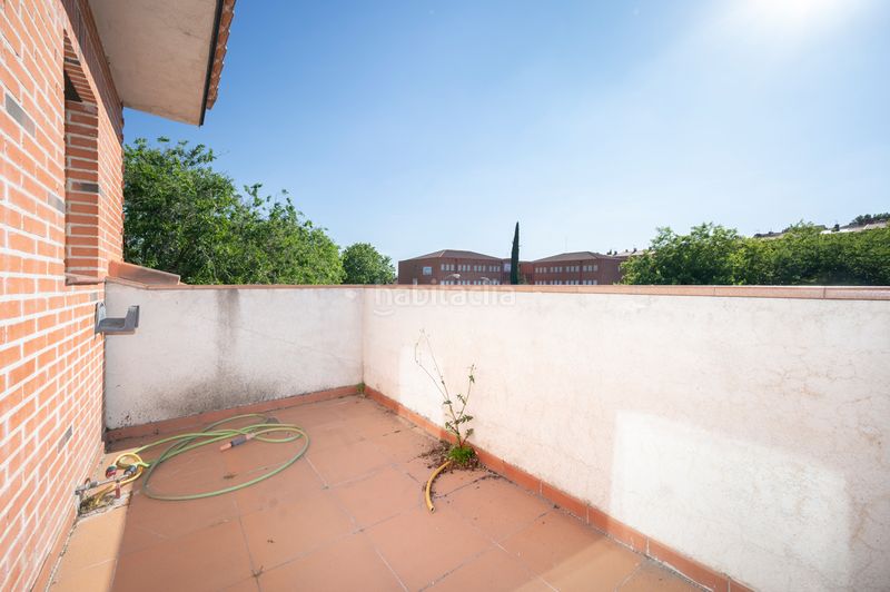 Foto b2ece580-714e-4966-8906-ef374d89d3b3. Casa adossada amb calefacció a El Olivar-La Magdalena Colmenar Viejo