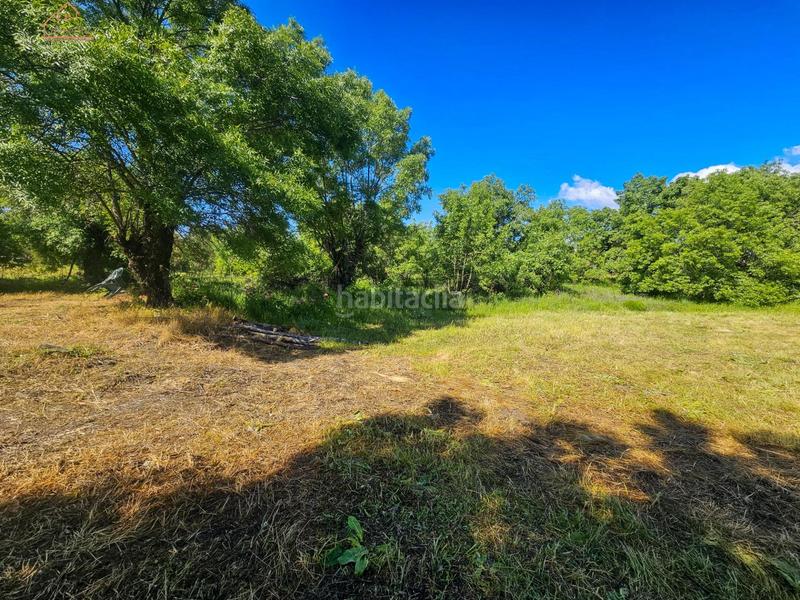 Foto c15f0ed2-0f73-44d8-8b45-6c63027d4c5a. Finca rústica inmosai vente este magnífico terreno rústico en Valdemorillo