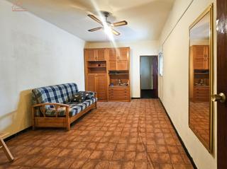 Piso  Calle silvio abad. Vivienda  para reformarcon una excelente ubicacin!