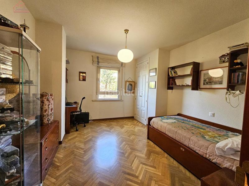 Foto 09f827a1-8cce-48fa-917a-6d0b44c884b1. Pis amb calefacció aparcament piscina a Estrella Madrid