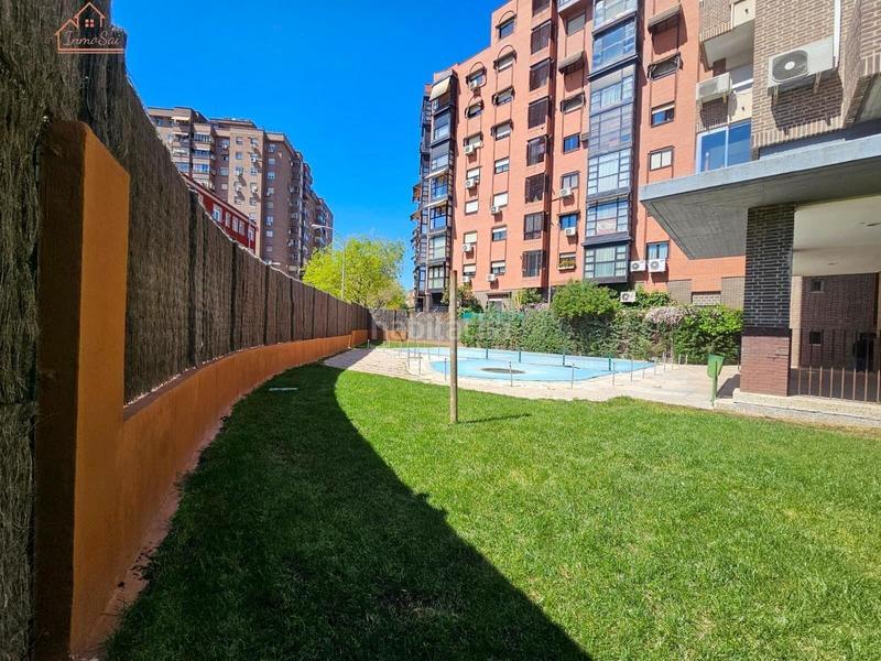 Foto 7928bb21-380a-4fcd-a79a-d30f6d0622ce. Pis amb calefacció aparcament piscina a Estrella Madrid