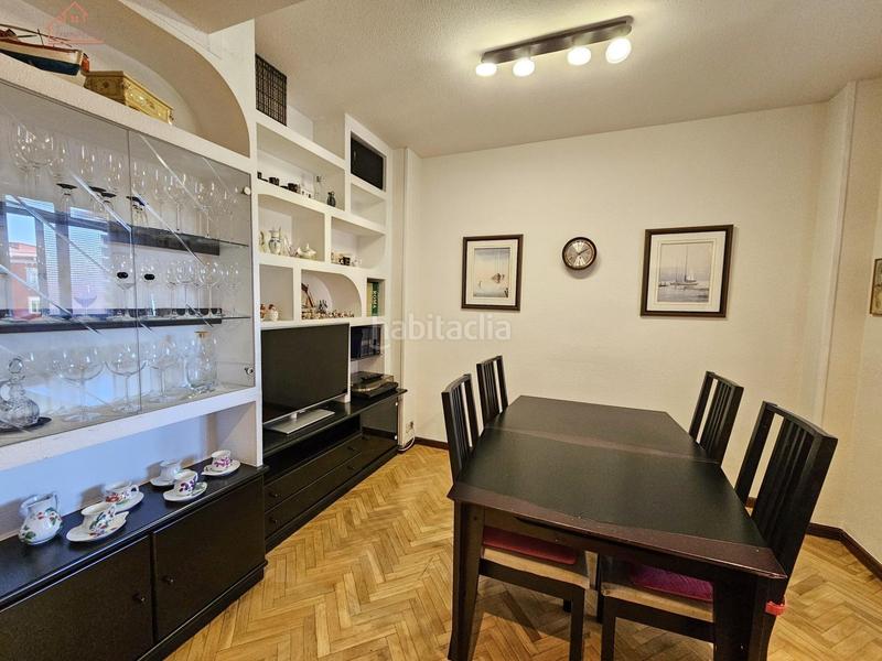 Foto bb0a7ba4-7681-4b63-8023-9dc32dfc90b2. Pis amb calefacció aparcament piscina a Estrella Madrid