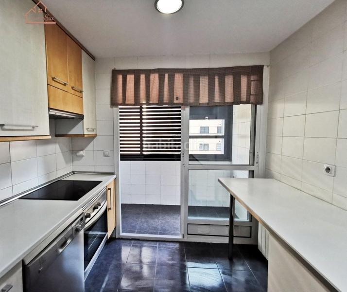 Foto 2d1a6107-c326-41cc-9c6d-83e238a6b360. Etagenwohnung mit heizung parking pool in Las Tablas Madrid