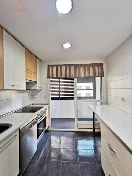 Foto 458bfb0d-a668-4ac8-bb10-0210a4f9888f. Etagenwohnung mit heizung parking pool in Las Tablas Madrid