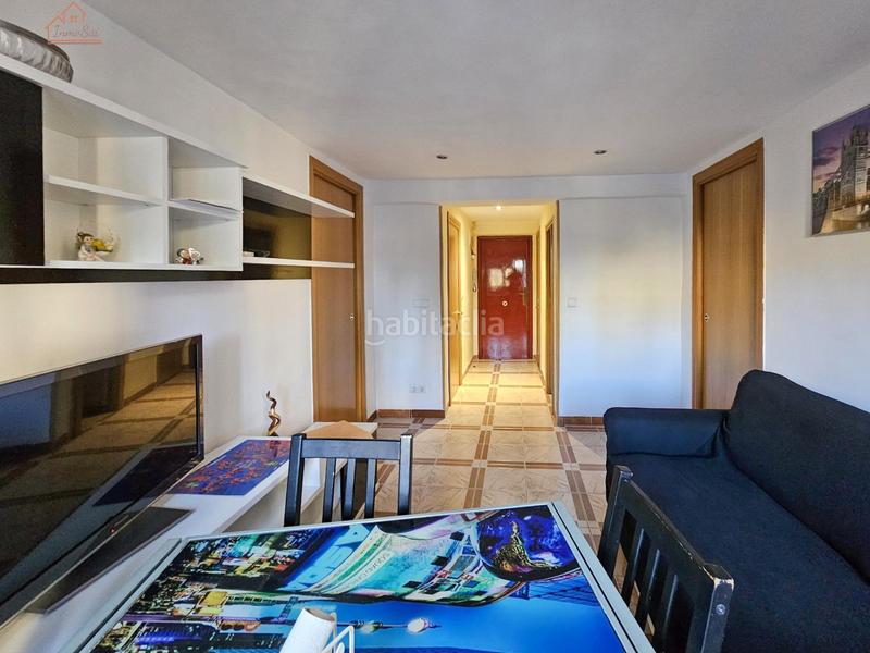 Foto dd1d9d7d-3fec-4f5b-859c-11ab0eae6c2e. Rent flat in Simancas Madrid
