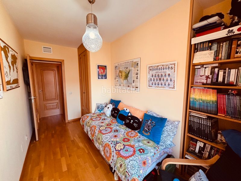 Foto a31f8aae-5ca5-4738-9cb6-3e7c59e783c2. Flat with heating parking pool in San Isidro Getafe