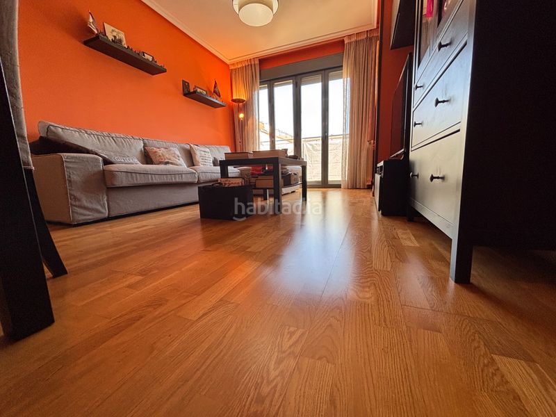 Foto fd95e3a0-e2d4-4041-a33e-68ea0eaf3ce9. Flat with heating parking pool in San Isidro Getafe