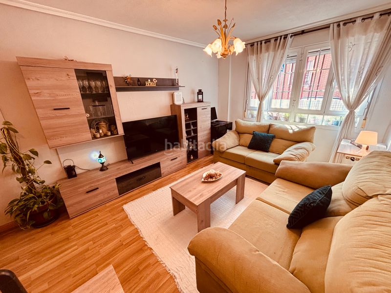 Foto 1d0c18f9-900a-43e2-8e36-2eb8334e7c14. Rent flat in San Isidro Getafe