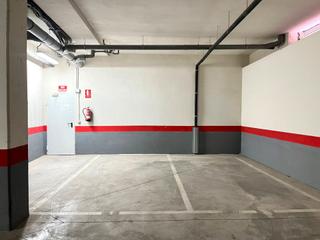 Parking coche en Calle de Antonio Salvador