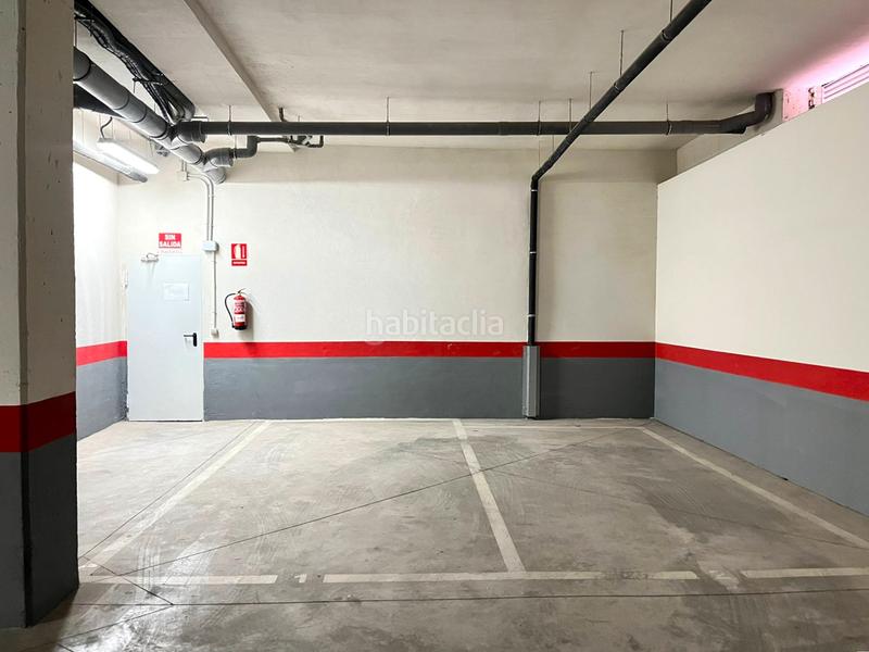 Foto b26fcf5c-f54a-4762-9642-9334bd31d004. Lloguer aparcament cotxe a Almendrales Madrid