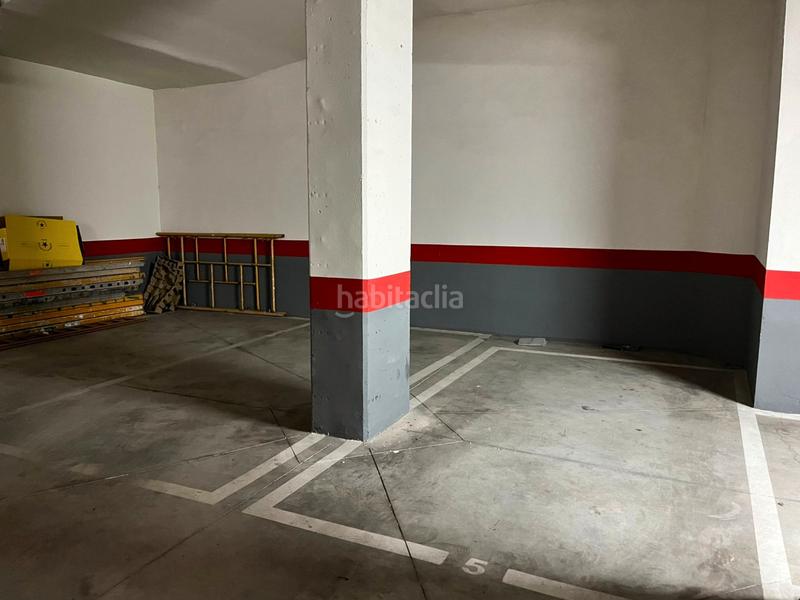 Foto bc905639-68e4-47ac-ade4-3a696eb74aef. Lloguer aparcament cotxe a Almendrales Madrid