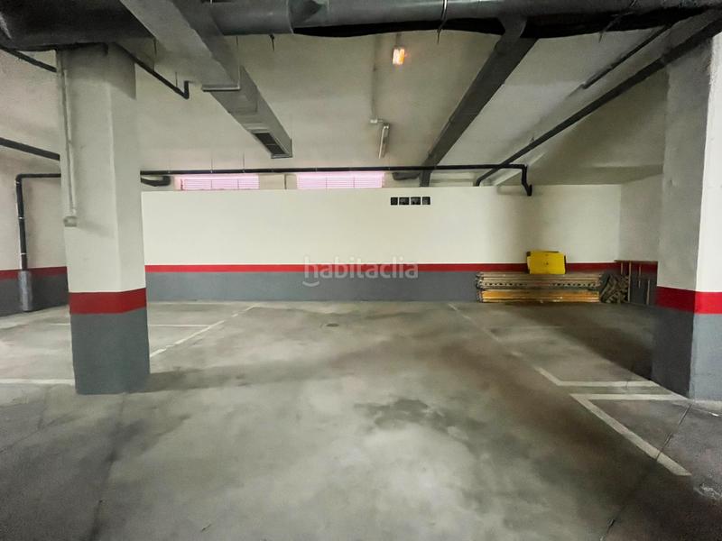Foto fef8f691-fb1b-468e-9643-2d7ffa42b693. Lloguer aparcament cotxe a Almendrales Madrid