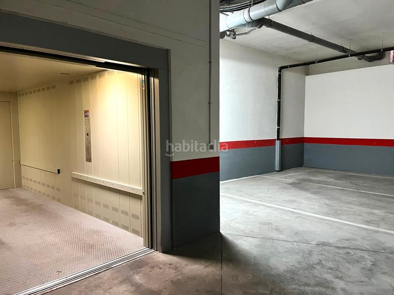 Foto 33ea58a9-d97f-4c56-8cc7-25fb0ce0b654. Miete autoparkplatz in Almendrales Madrid