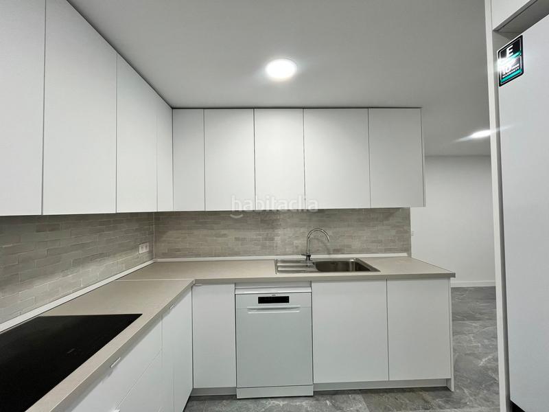 Foto b16dca4f-e936-4f51-8199-a9c17e12f1ff. Affitto appartamento con riscaldamento parcheggio piscina in Pozuelo de Alarcón