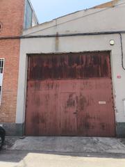 Bâtiment à usage industriel à Estación-Cruz Roja. Inmobiliaria carvallo vende en exclusiva nave industrial en ille