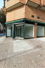 Business premise in Centro