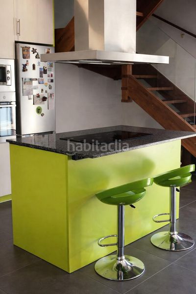 Foto e647e5cc-ffe0-478d-82c3-4fdc7d5a0867. Casa adossada a Torrejón de Velasco