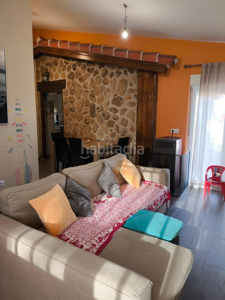 Foto 1d343a8d-23ef-4eaa-b504-cadc70637370. Chalet con riscaldamento parcheggio in Viso de San Juan (El)