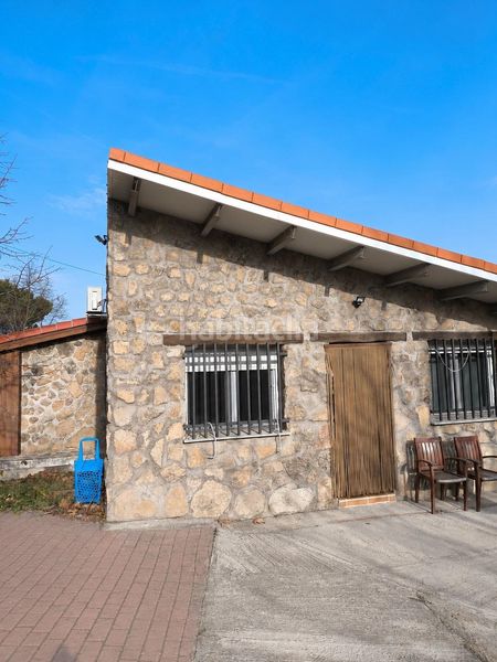 Foto bf98e61d-3364-4506-b117-065fb4c26d71. Chalet con riscaldamento parcheggio in Viso de San Juan (El)