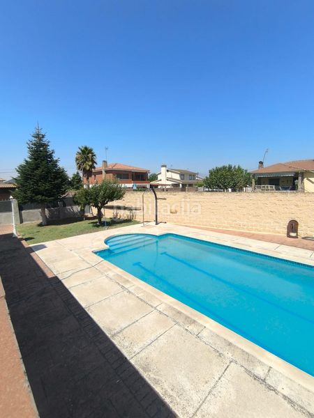 Foto fa549e87-065a-469c-a7e8-51961689669a. Xalet amb calefacció aparcament piscina a Carranque