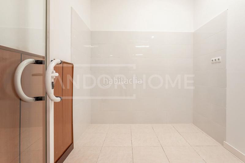 Foto 990f6d93-eb9e-4722-8b2a-b0fa8930015c. Business premise in Santa Rosa Santa Coloma de Gramenet