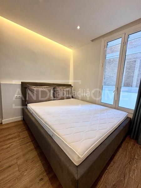 Foto 5827e68d-efe4-4fe2-b542-52a03b300fd1. Piso  completamente reformado con acabados de alta calidad en Barcelona