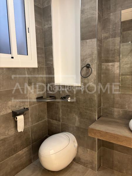 Foto 5914052f-ffee-4d57-b4a4-c18a1b12fd19. Piso  completamente reformado con acabados de alta calidad en Barcelona