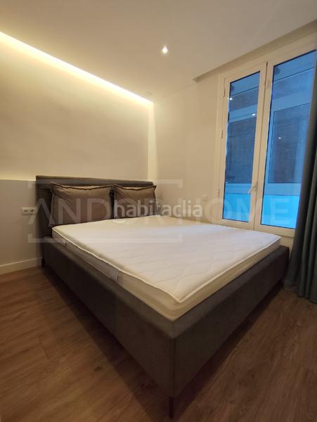 Foto f3f0a0c7-08e7-4f73-b172-1e4a9dfb5636. Piso  completamente reformado con acabados de alta calidad en Barcelona