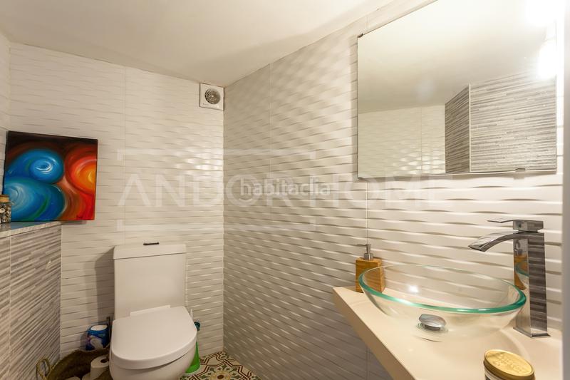 Foto 47ff4b36-6fe9-41c4-b7e2-6648da84f9b3. Local comercial en Sants-Badal Barcelona