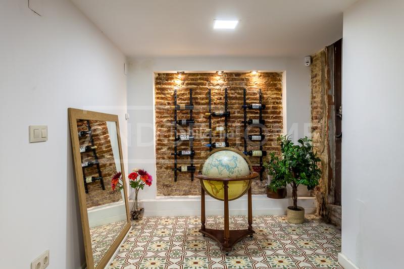 Foto 4f9fedac-a283-4b9d-85e7-a08d1931932d. Local comercial en Sants-Badal Barcelona