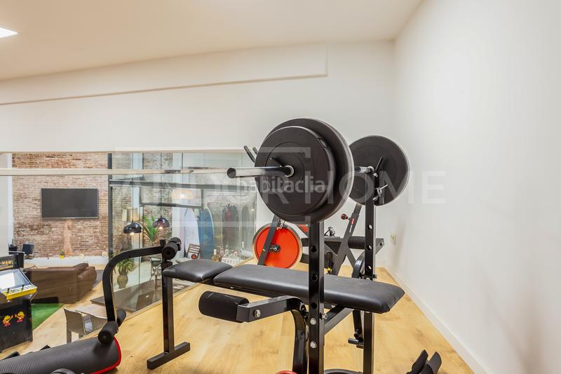 Foto 8c4daaff-b8ab-4329-9bb3-1d4c11b232e3. Local comercial en Sants-Badal Barcelona