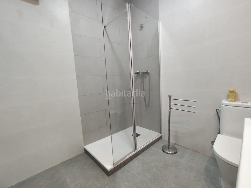 Foto 8f69db94-7f62-45f7-9aa7-a79fb462f192. Alquiler piso se alquila vivienda completamente amueblada y equipada, ideal para quienes buscan una estancia temporal en Barcelona