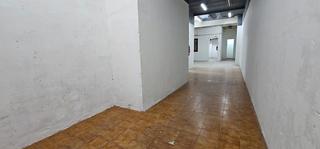 Local Comercial a Carrer d'Entença