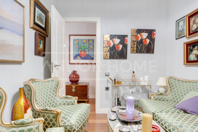 Foto 1dab4114-17a4-4075-96c9-d7e6a5ec8885. Appartement avec chauffage dans Dreta de l´Eixample Barcelona